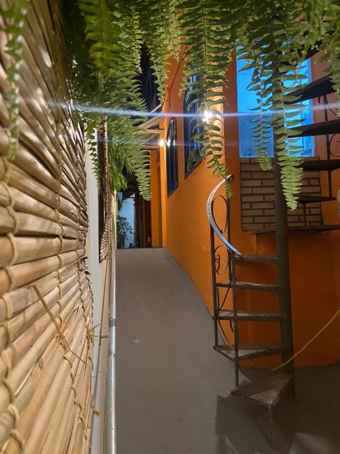 Vilarejo Hostel Pinheiros Guest House Sao Paulo Exterior foto