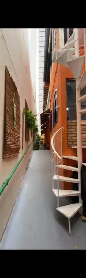 Vilarejo Hostel Pinheiros Guest House Sao Paulo Exterior foto